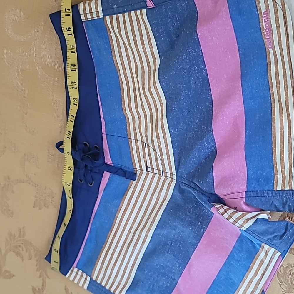 Women's Patagonia Wave Maker Board Surfing short Pink & Blue Stripe SZ 8 - Picture 11 of 15